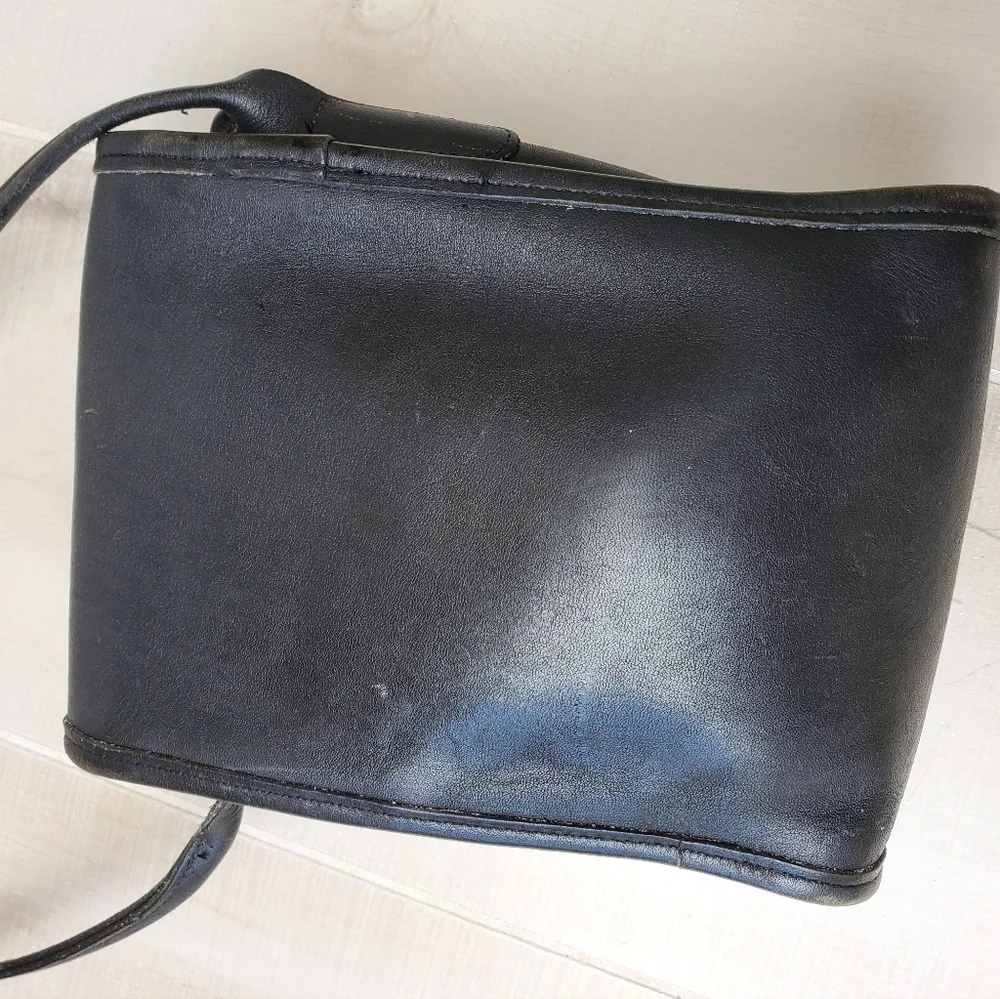 Vintage Coach 9893 Scooter crossbody bag - Picture 5 of 8
